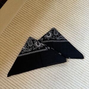 2 black bandanas